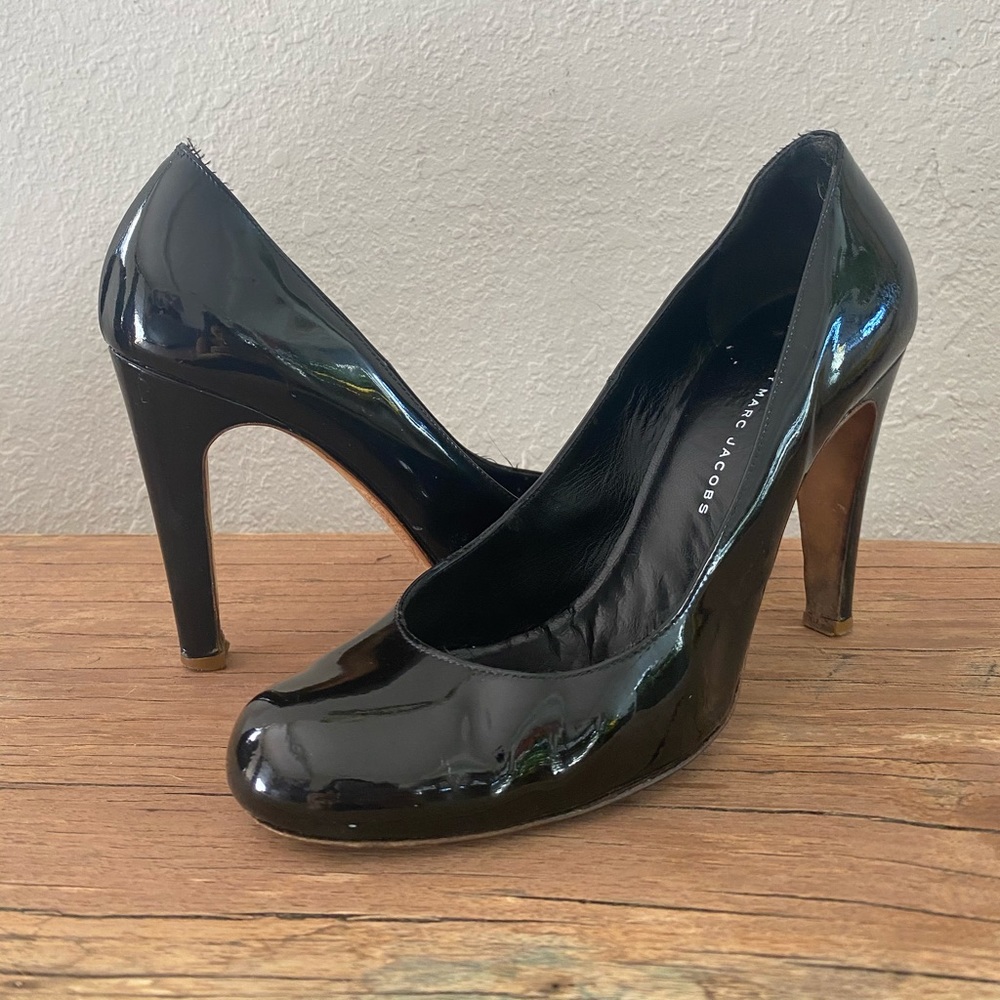 Marc Jacobs patent leather heels
